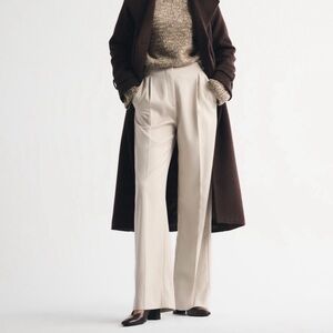 Abercrombie & Fitch Cream Women's Trousers